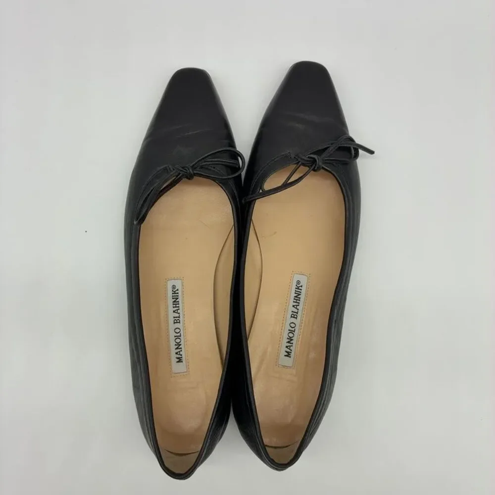 Manolo Blahnik Black Leather Pointed Toe Ballet Flats